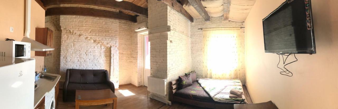 Two-Floor Apartments And Studio 2-Х Этажные Апартаменты И Студия В Самом Центре Κχαρκίβ Εξωτερικό φωτογραφία
